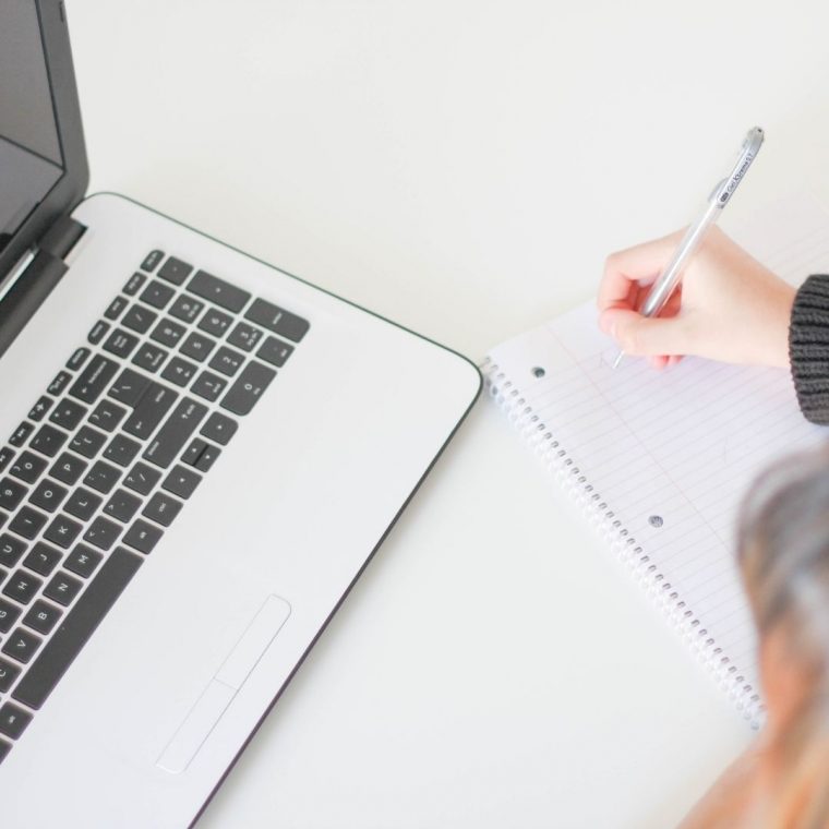 Inglés online: Pros y Contras🤔